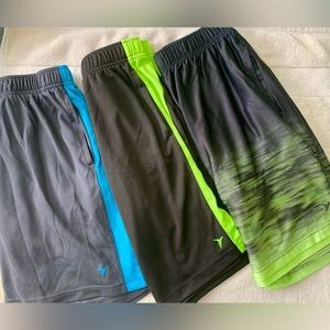 Gently Used Boys Old Navy Go Dry Athletic Shorts XL (14-16)